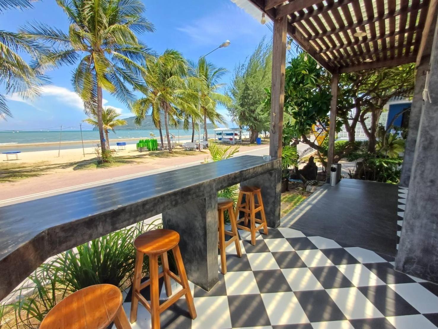 Fisherman Resort At Sam Roi Yot Baanphakrimlay Exterior photo